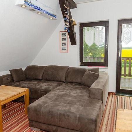3-R-Ferienwohnung-Fuer-4-Personen-In-Schaprode-Auf-Ruegen-Zi3 Ngoại thất bức ảnh